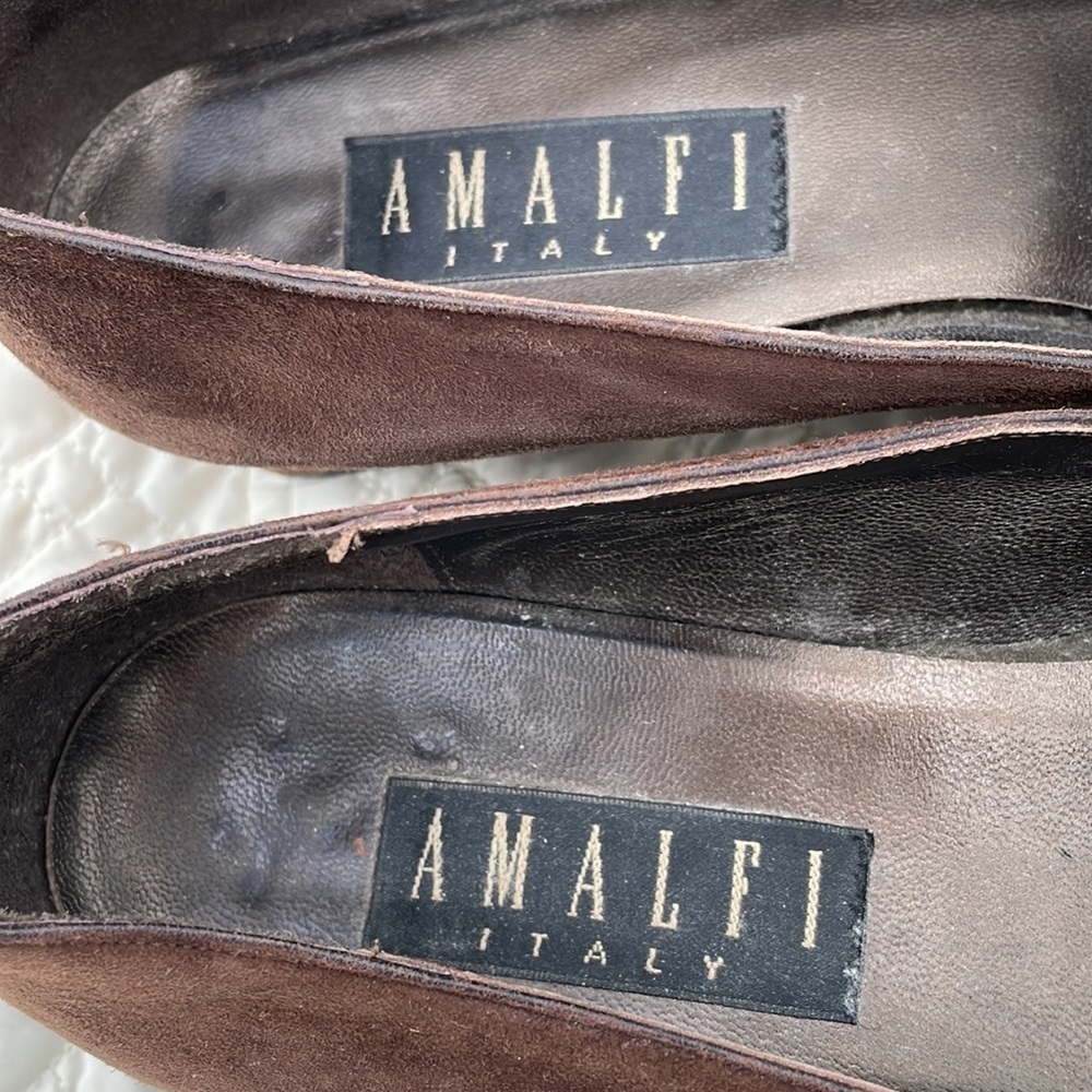 Amalfi Italy Brown & Black Suede Low Heeled Pumps - Size 10B - Picture 6 of 11